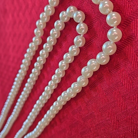 PEARLS 1 set of 2 Two Strands 14 inch and 11 inch Estate Sale Find EUC VINTAGE - Picture 4 of 8